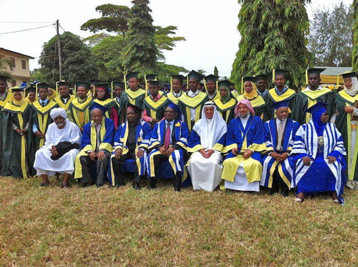 Umma University graduates at a commencement ceremony